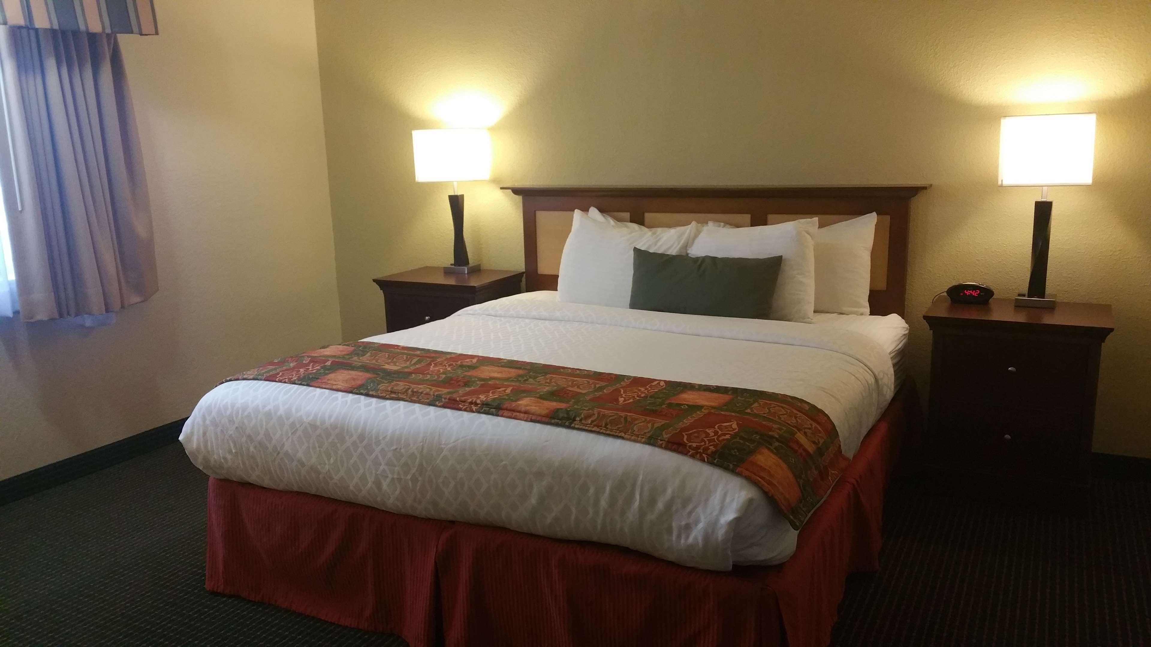 Best Western Plus Sonora Oaks Hotel And Conference Center Екстериор снимка