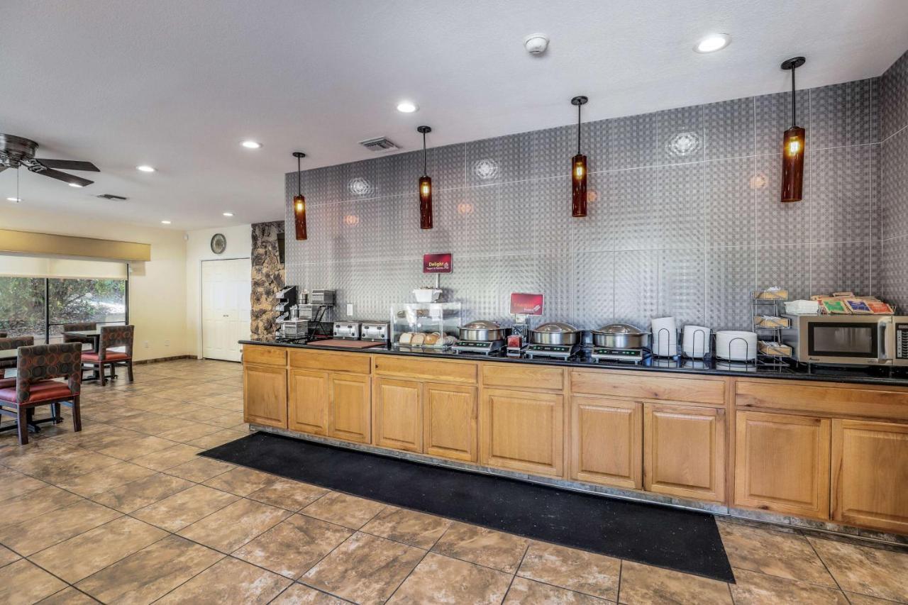 Best Western Plus Sonora Oaks Hotel And Conference Center Екстериор снимка